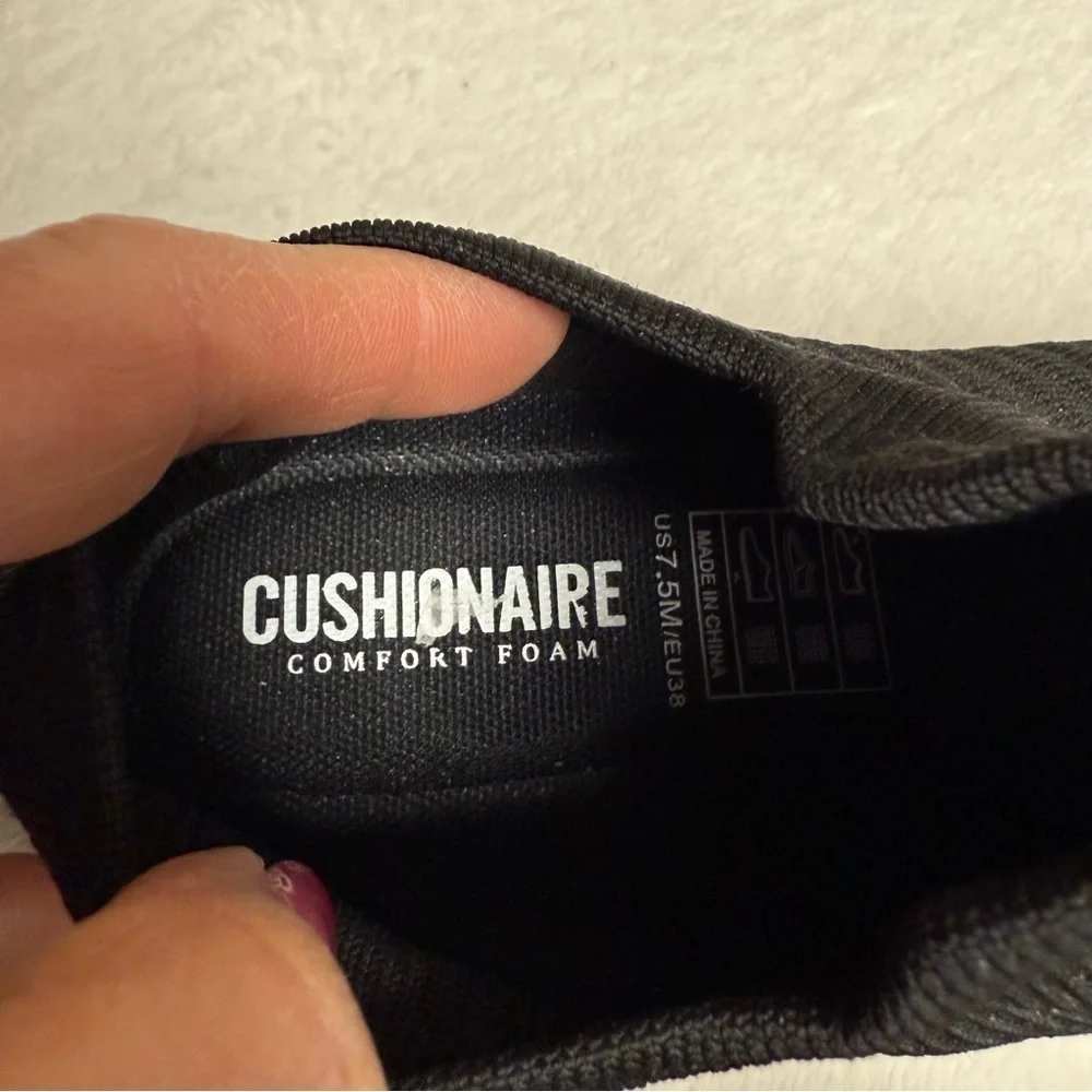 Cushionaire comfort foam 7.5 Black and White Slip-On Sneakers with Chunky Sole